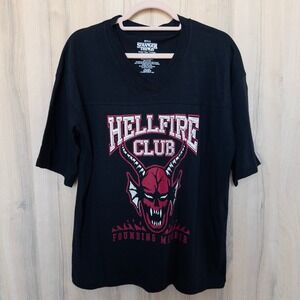 Stranger‎ Things Hellfire Club T-Shirt Size S Black Boxy Graphic TV Show Rock